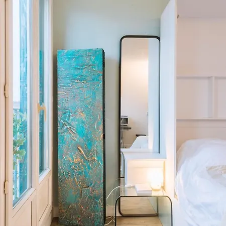 Stylish & Menilmontant! Апартаменты *