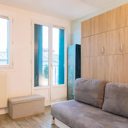 Апартаменты Stylish & Menilmontant! *